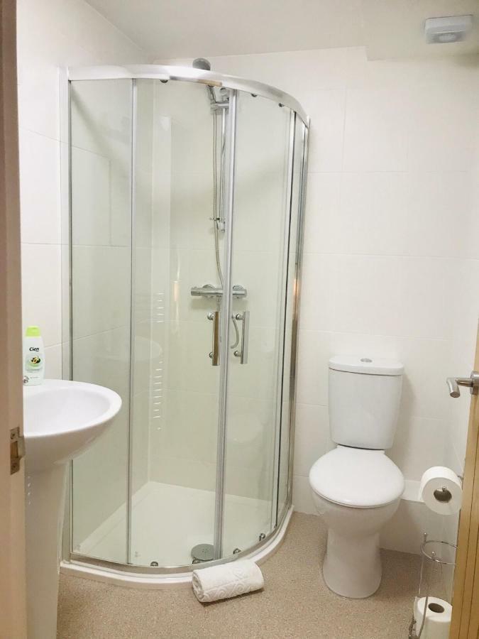 Beautiful Apartment,No 1, With Parking Ilfracombe Dış mekan fotoğraf