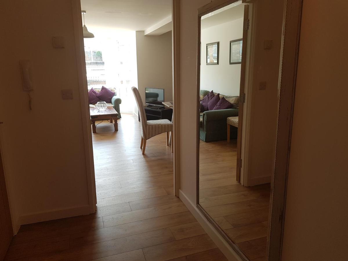 Beautiful Apartment,No 1, With Parking Ilfracombe Dış mekan fotoğraf